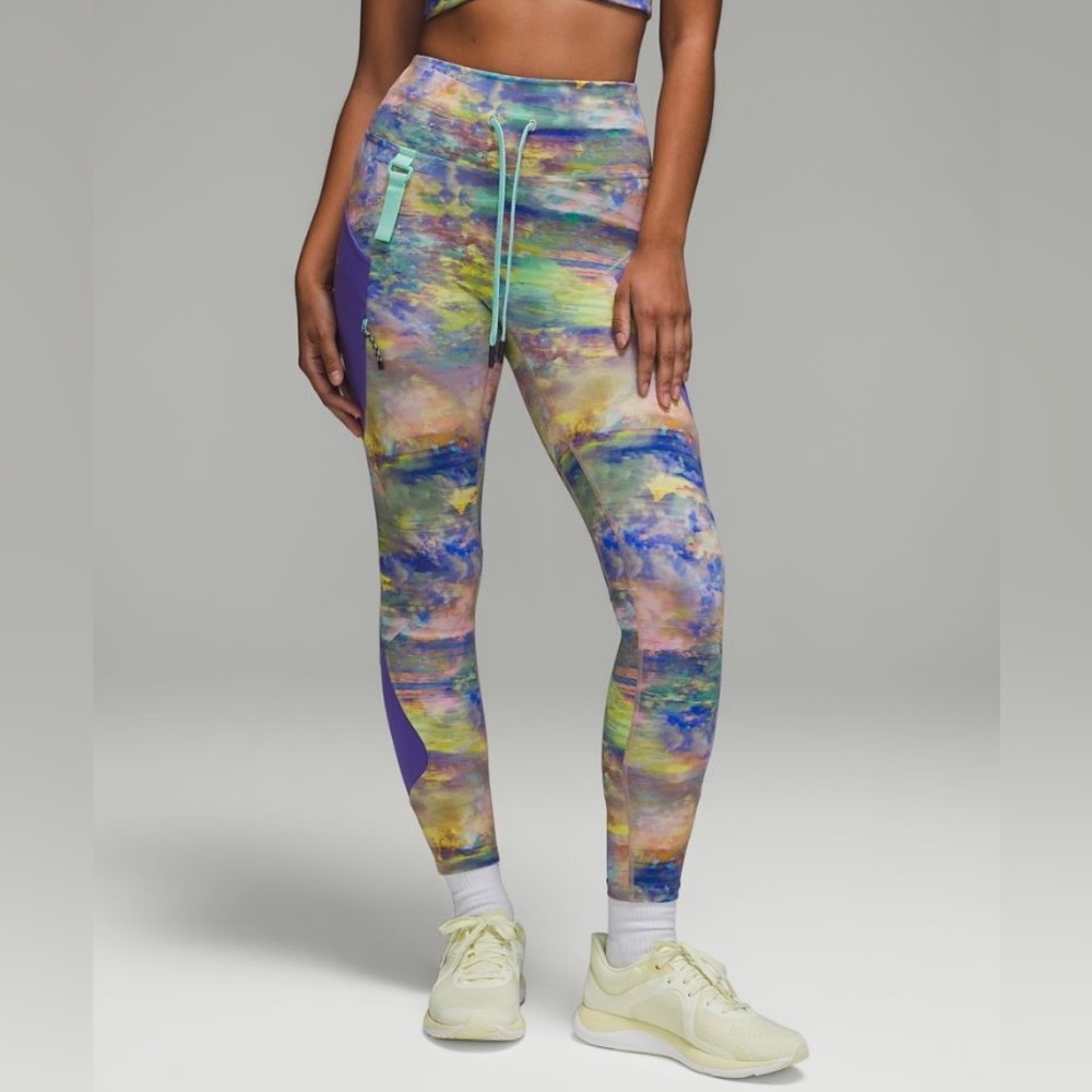NWT LULULEMON SUPER HIGH RISE HIKING TIGHT